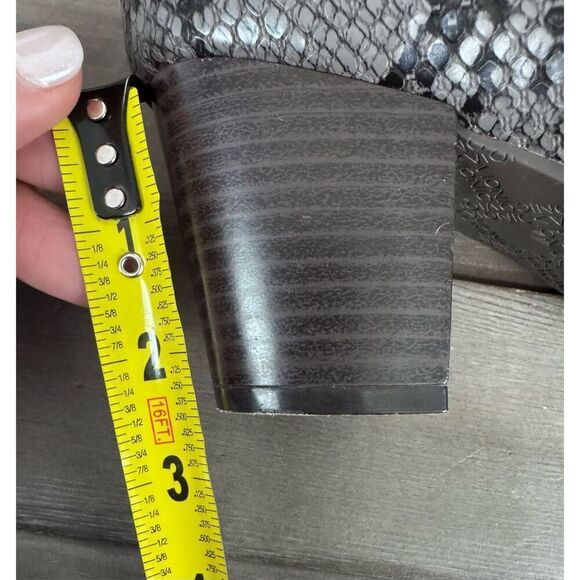 Vionic Naomi Womens Gray Suede Snake Print Heeled Ankle Booties Size 8 - Picture 11 of 12